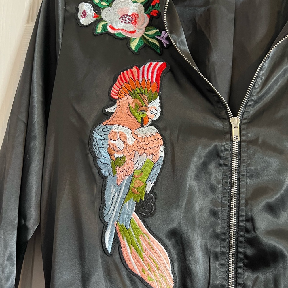 JJ’s Fairytale embroidered black satin bomber jacket ladies size small - Picture 5 of 8